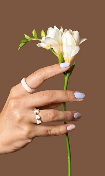 LV Nails & Spa 2